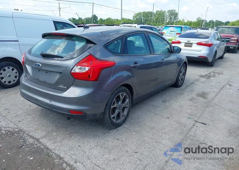 2013 Ford Focus Se z USA, uszkodzony, nr VIN 1FADP3K23DL332389
